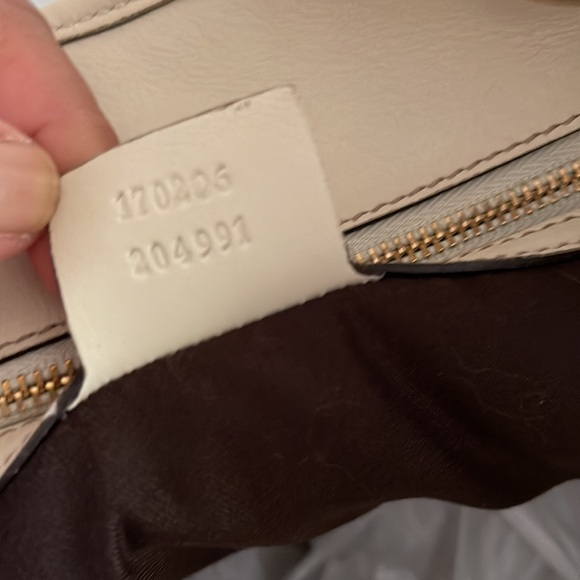 Gucci Peggy Leather Tote with Braided Handles and Bamboo with Tassels - Picture 11 of 17